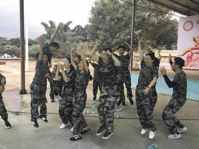 棒谷啟辰星 聚是一團(tuán)火，散是滿天星，組織表演活動(dòng)彰顯棒谷人風(fēng)采